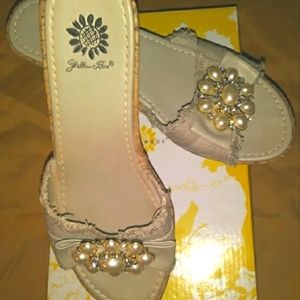 Yellow Box Wedges Crystals size 7